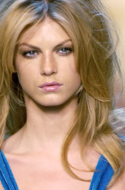 Look 3